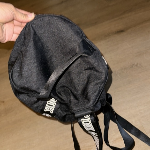 PINK Victoria's Secret Black Duffel Bag - Picture 3 of 7